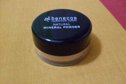 cipria Benecos Natural Mineral Powder Golden Hazelnut