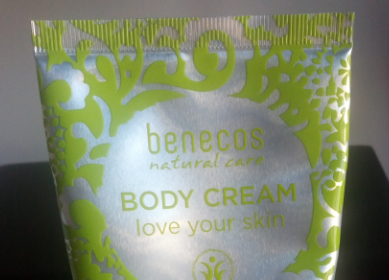 crema corpo Benecos