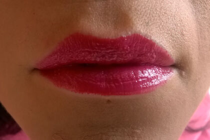 Swatch rossetto BeYu Star Lipstick 490 Secret Raspberry