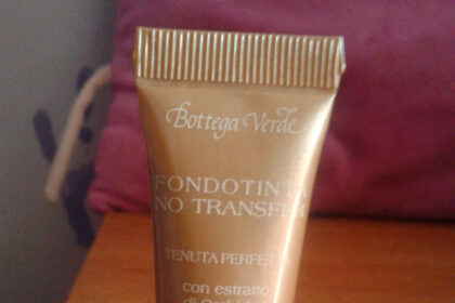 fondotinta No Transfer Orchidea e Vitamina E di Bottega Verde