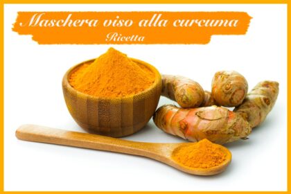 Maschera viso alla curcuma.