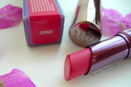 Rossetto Revolution Lipstick "Catfight" di Urban Decay