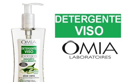 Gel detergente viso Omia idratante equilibrante all’aloe vera