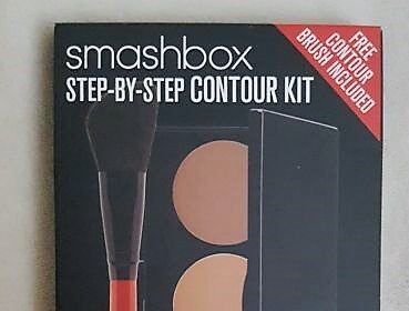 Palette Step by step contour kit di Smashbox