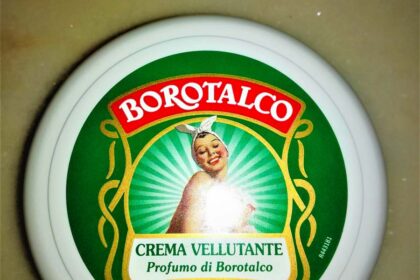 Crema vellutante al profumo di Borotalco