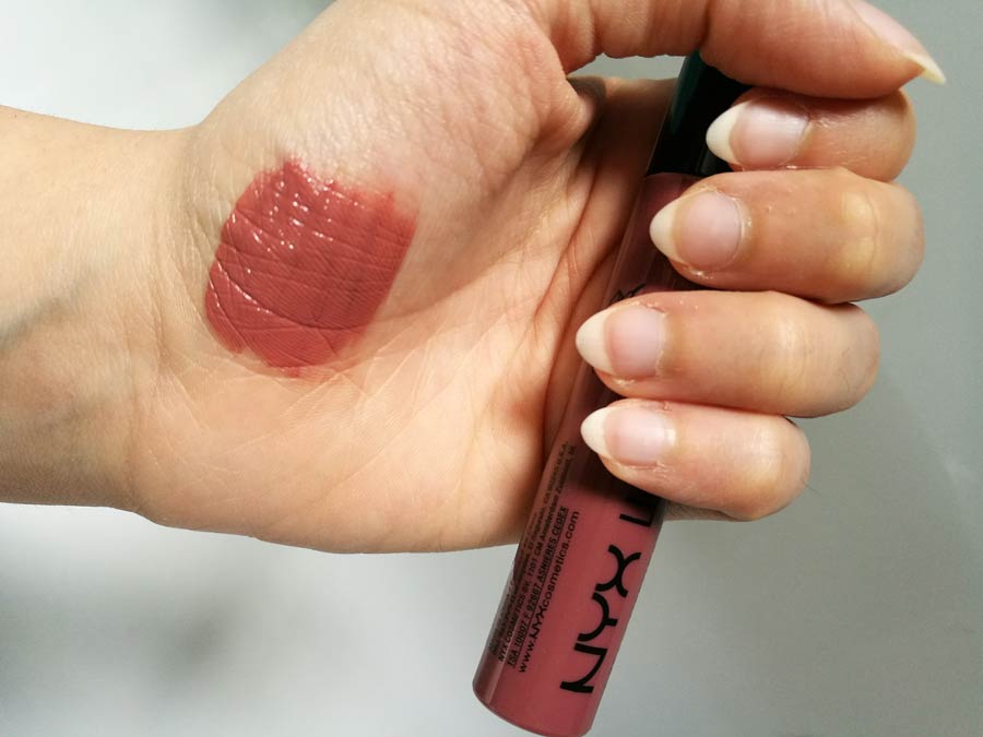 swatch rossetto liquido Liquid Suede NYX