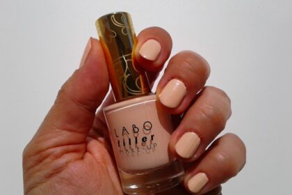 Swatch Smalto nude di Labo Suisse