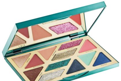 High tides & good vibes Palette Tarte