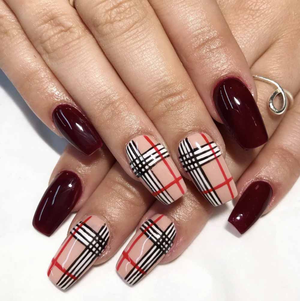 Nail Art a Quadretti