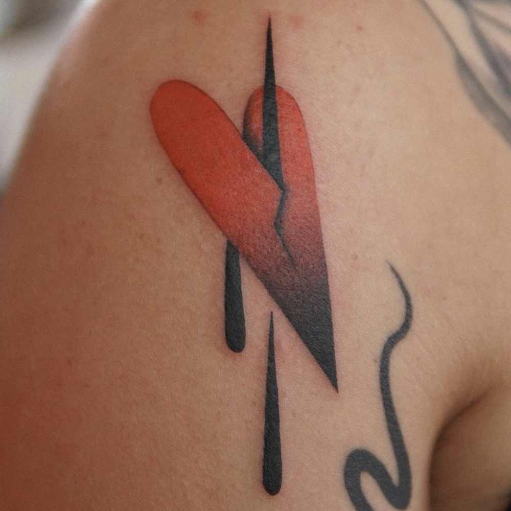 Tatuaggio cuore spezzato