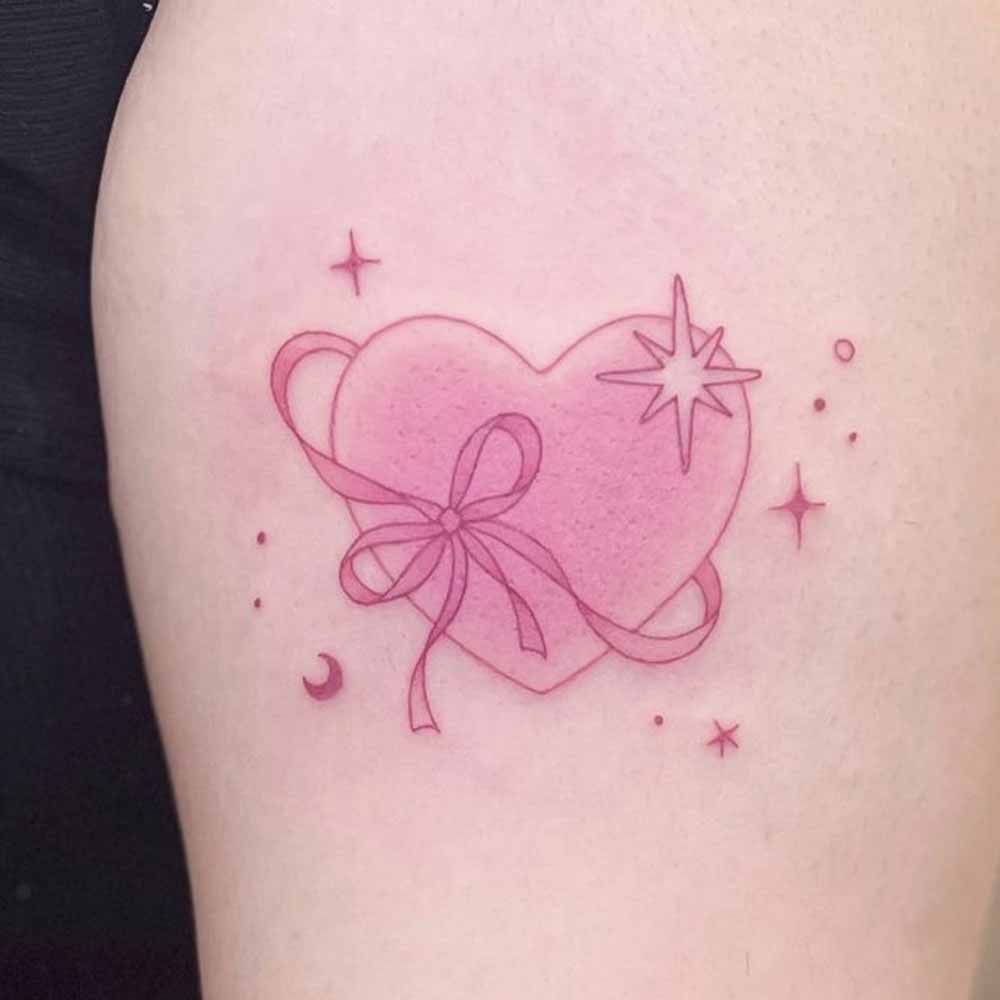 Cuore rosa minimalista 