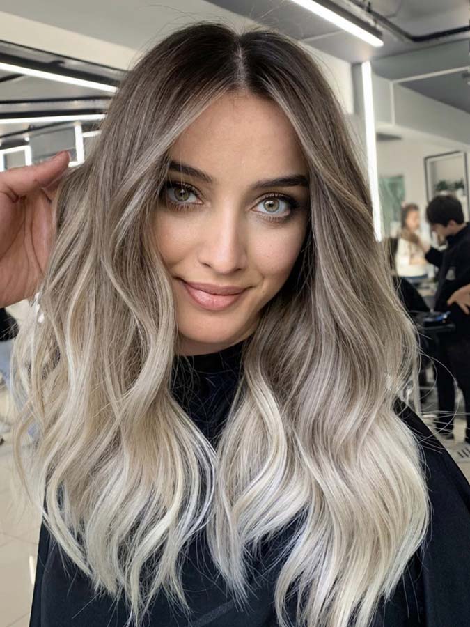 Balayage biondo capelli medi