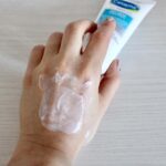 crema mani applicata